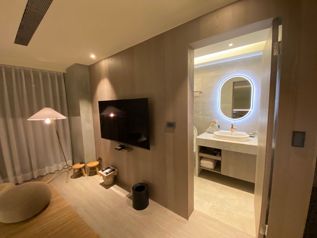 W house