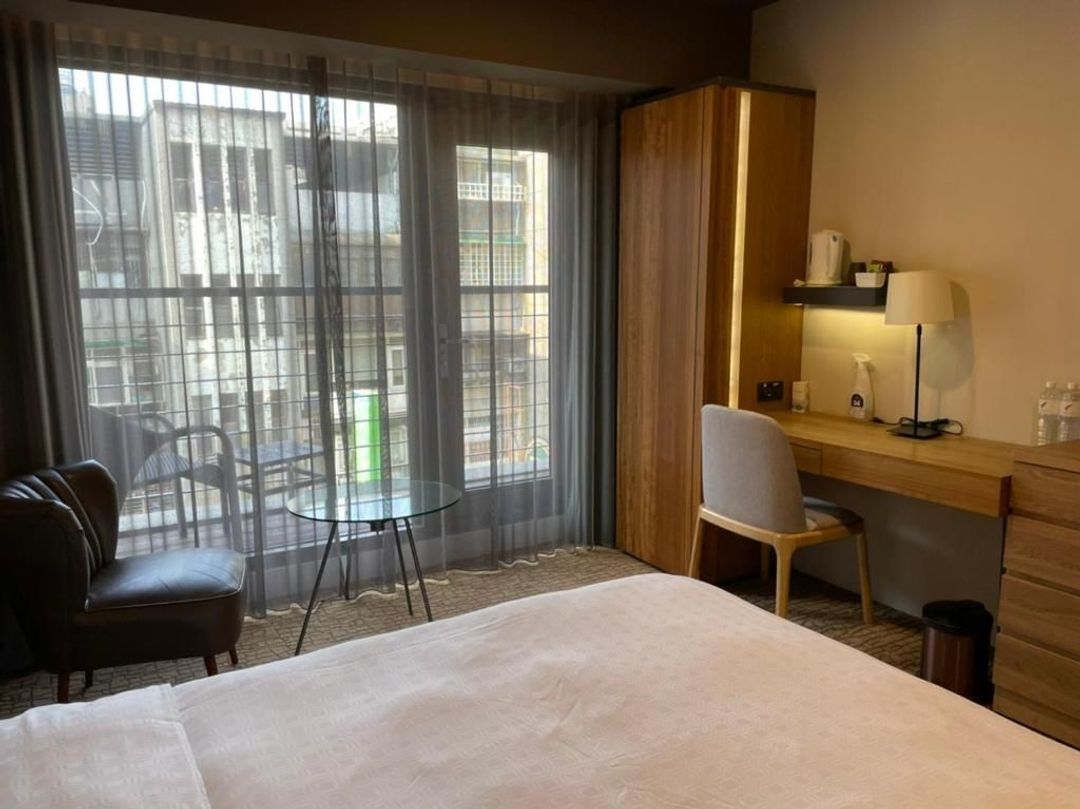 Simple+ Hotel