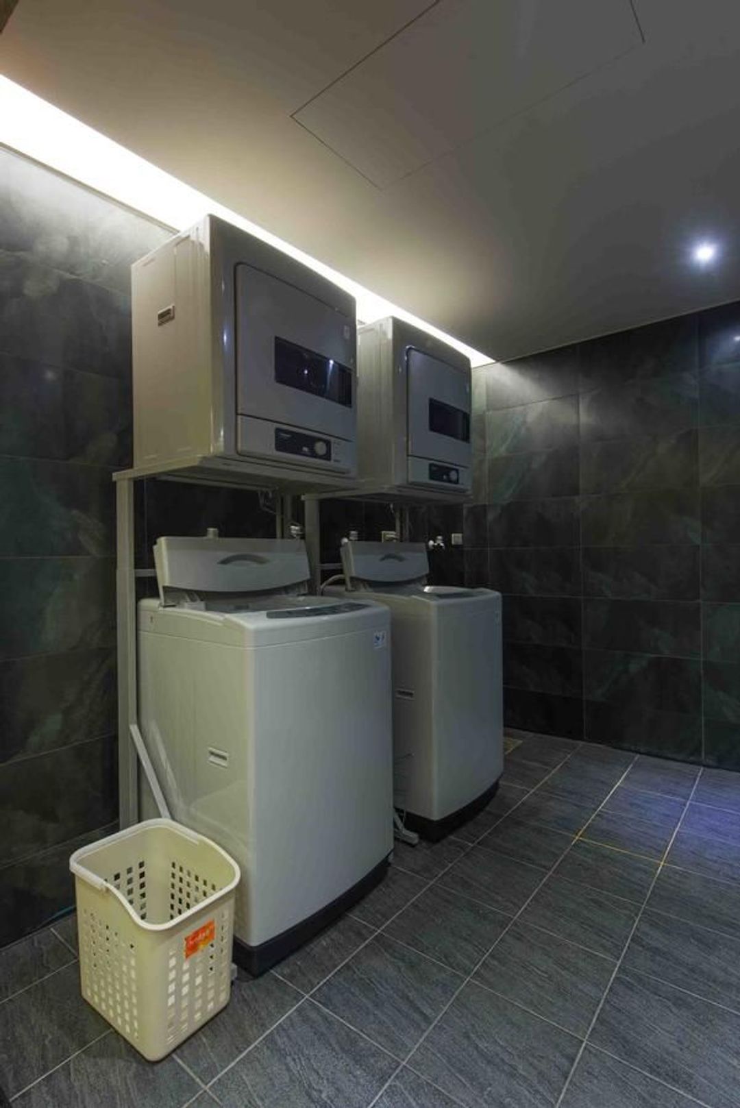 Simple+ Hotel