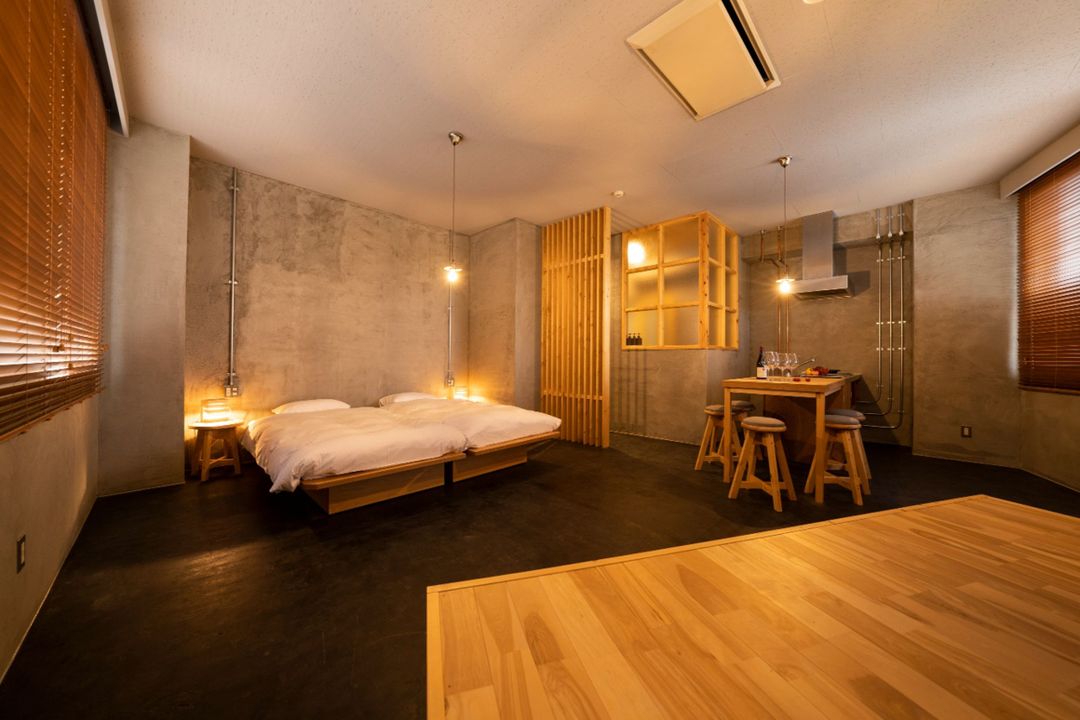 HOTEL LOOP