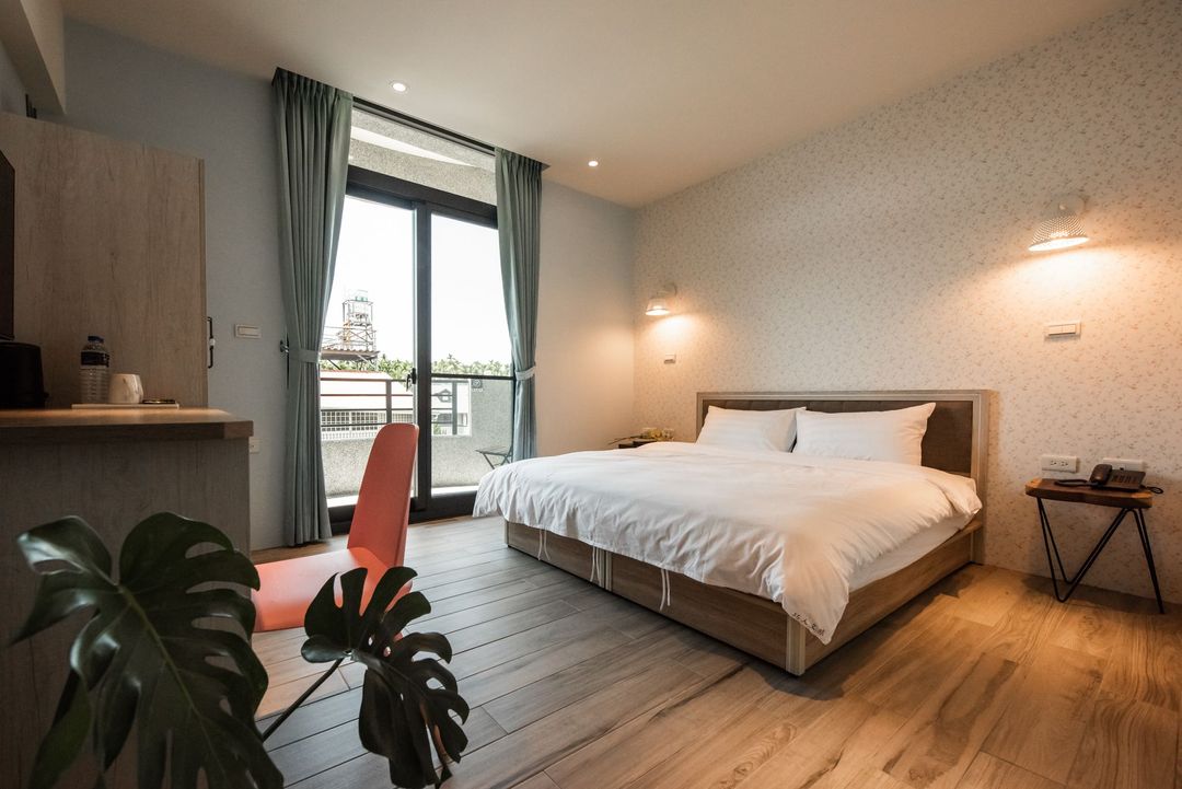 Skilled humanities travel guest house