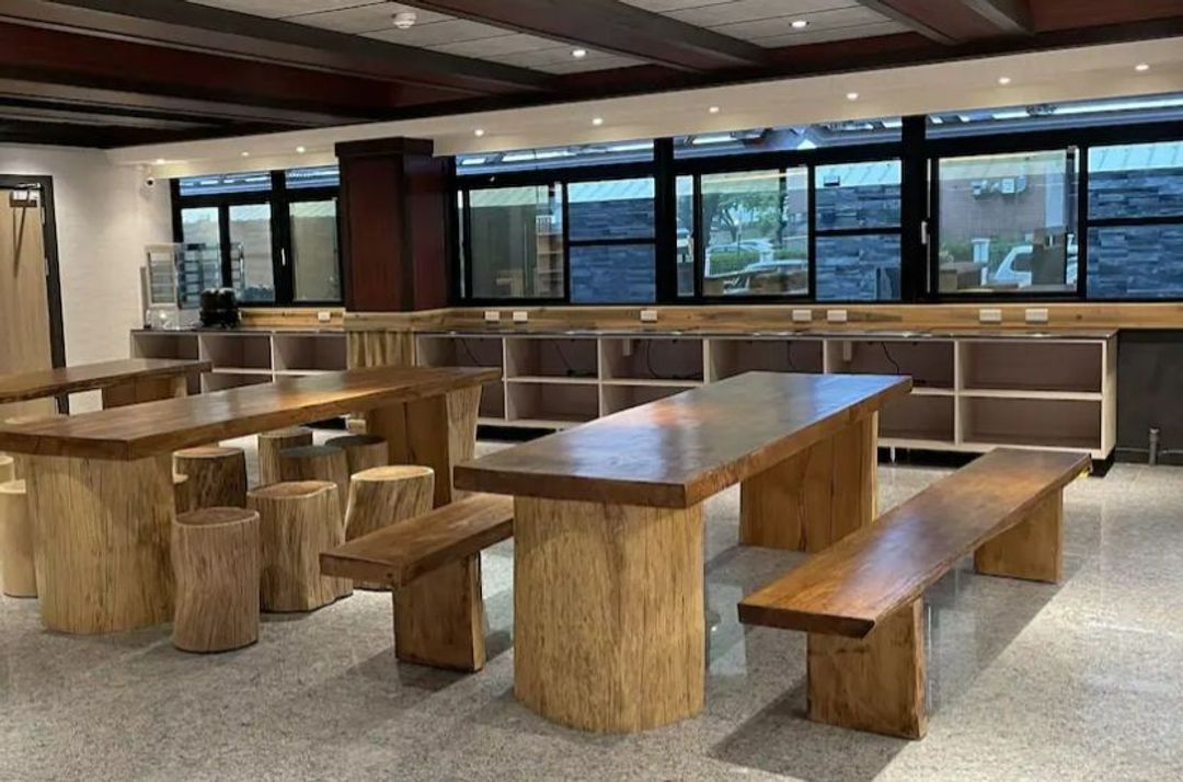薇風精品商務旅館 (站前館)