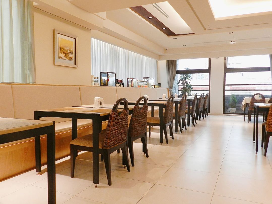 Darlon Hotel