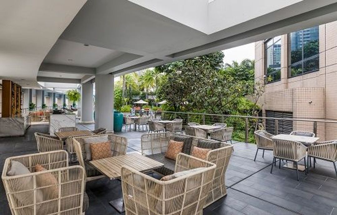 察殿恩博利套房酒店 (Emporium Suites by Chatrium)