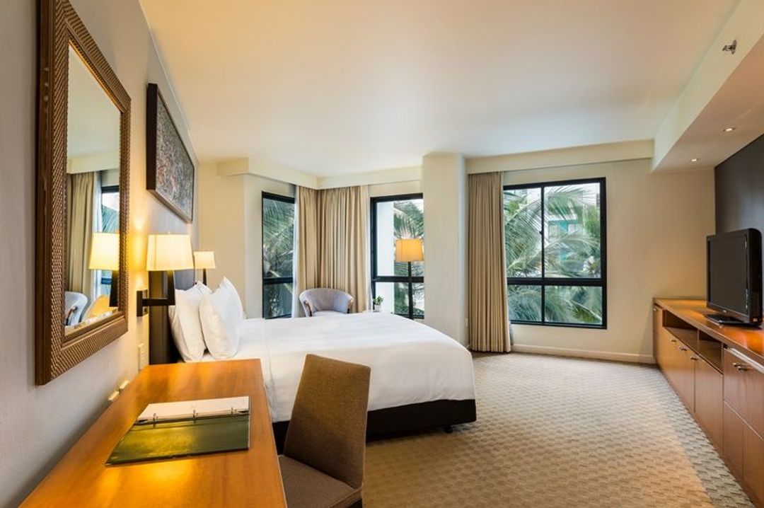 Deluxe Studio Suite