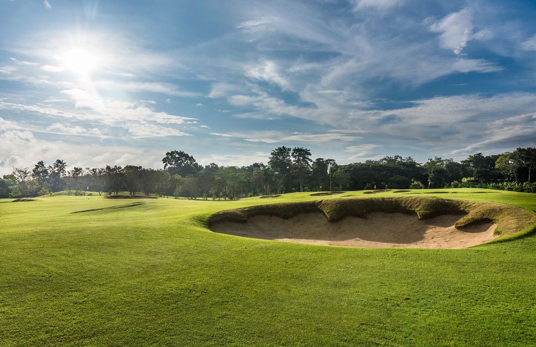 察殿索伊道高爾夫度假酒店 (Chatrium Golf Resort Soi Dao Chanthaburi)