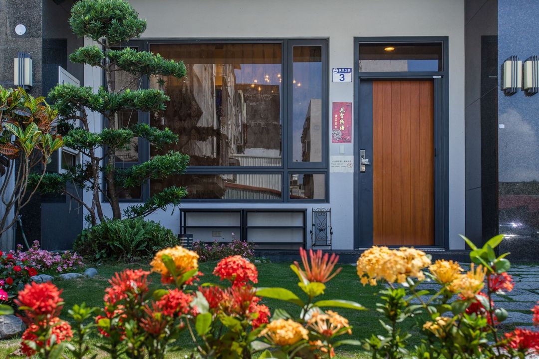 花蓮站前一艾莉小屋電梯民宿