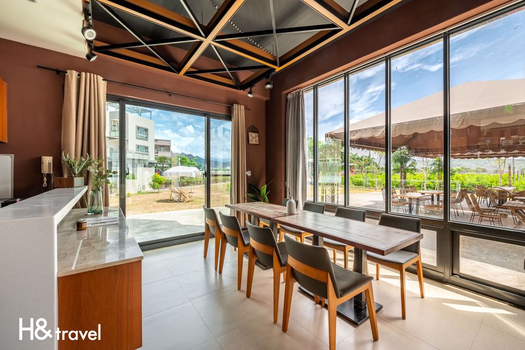 Taitung Rainbow Maison Resort hotel