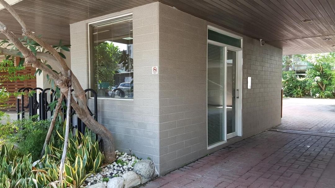 Riverside Love Pavilion Motel