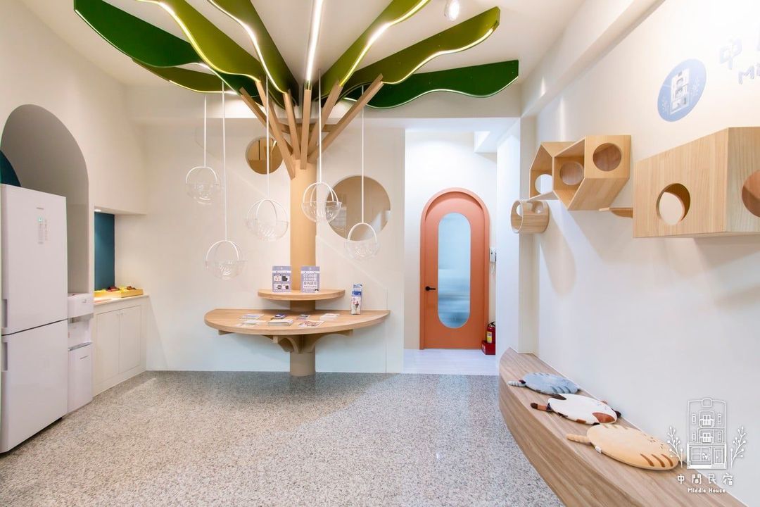Middle House-6