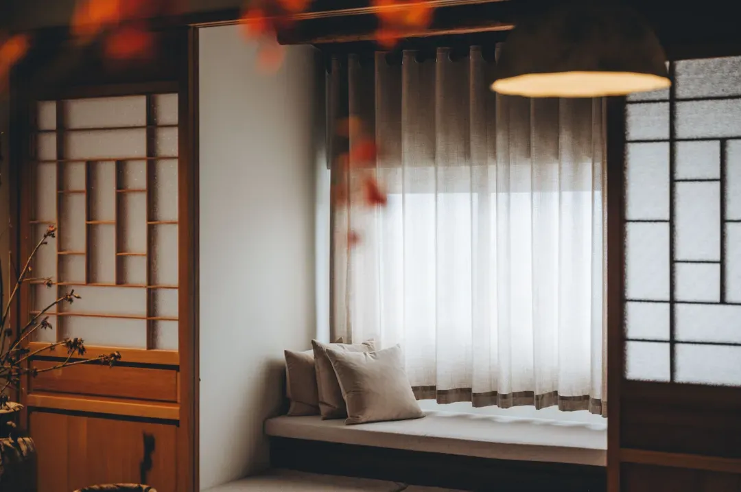Twilight Moon  | Seaview Building B&B (2-12 people in a private building)