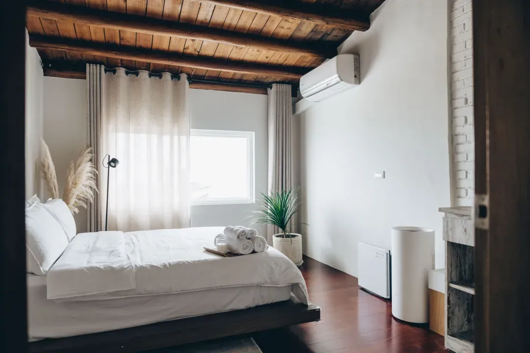 Twilight Moon  | Seaview Building B&B (2-12 people in a private building)