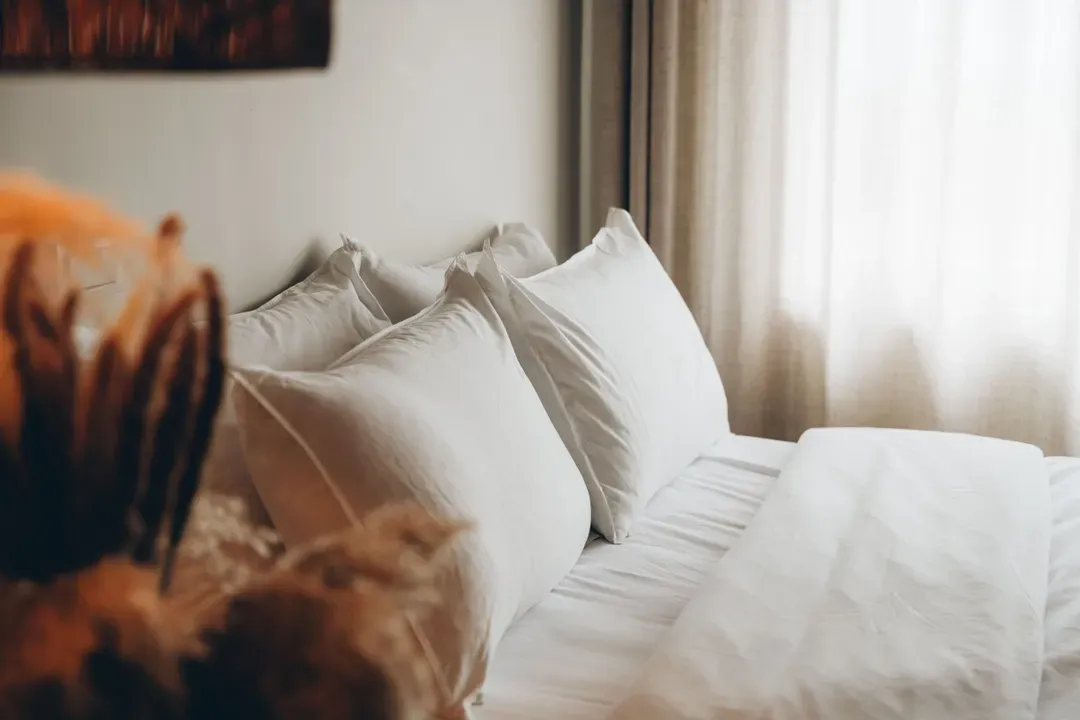 Twilight Moon  | Seaview Building B&B (2-12 people in a private building)