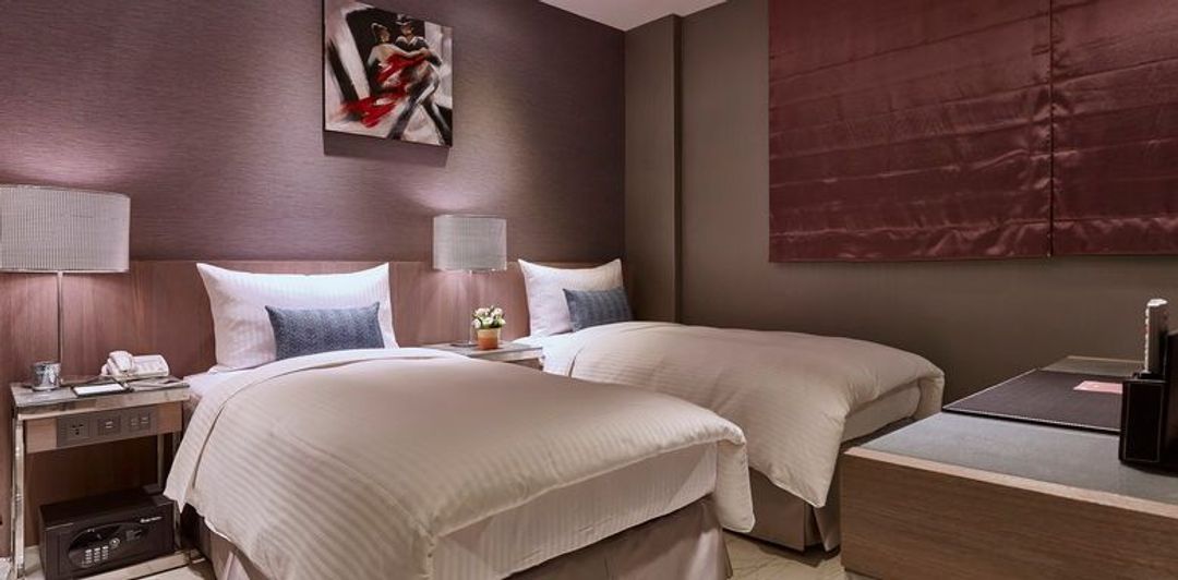 Hotel B7 Journey