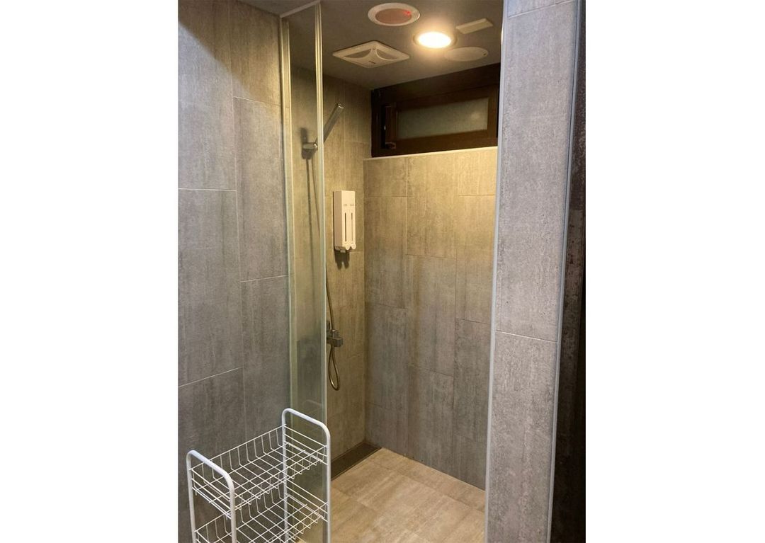 Le Passage Hostel 拉開門輕旅｜近捷運善導寺站｜距華山文創園區550公尺