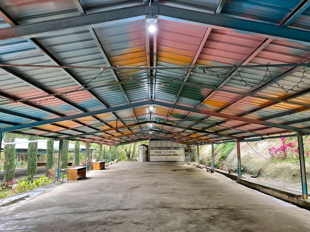 依杉林露營區｜彩虹雨棚營位！-7