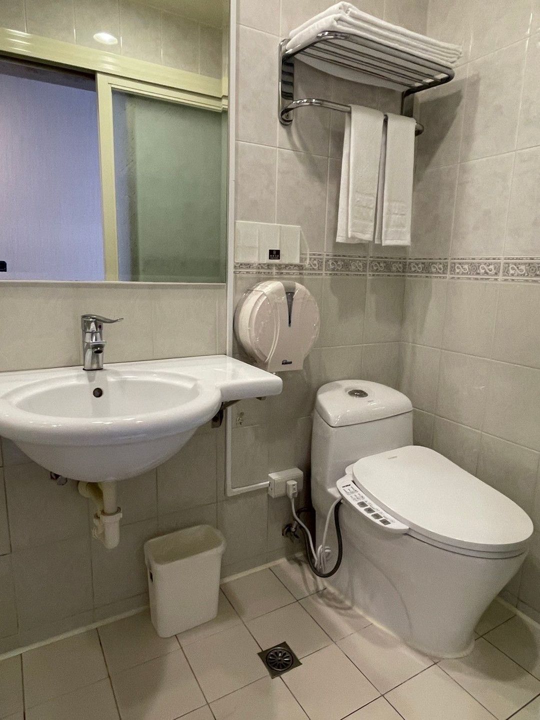 Hub hotel - Banqiao