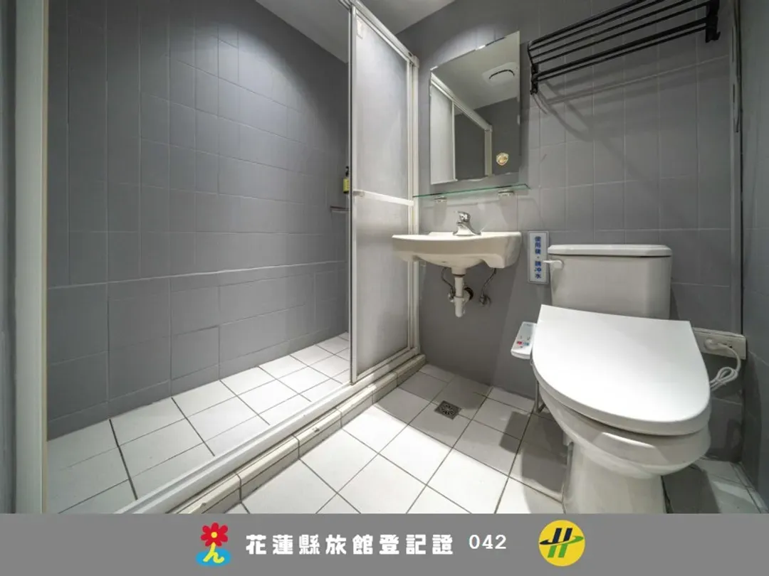 亞馨文旅 | 近東大門夜市、有停車場