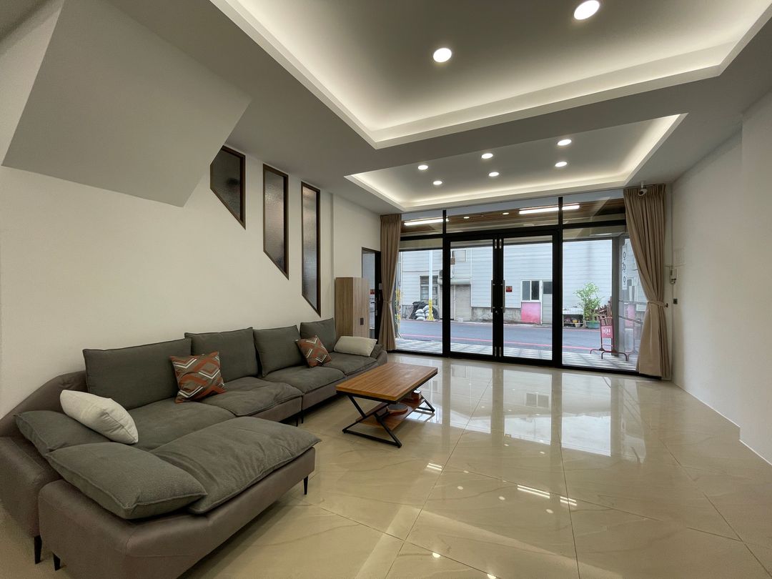 Cente B&B l SWITCH, electric mahjong table, private room for 6 people, downtown area, near Dongdamen Night Market