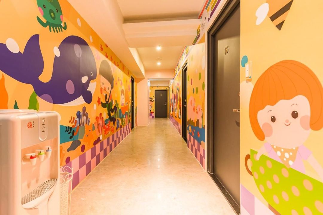 閣樂親子旅宿｜近羅東夜市、球池溜滑梯小廚房、網美水族箱浴缸