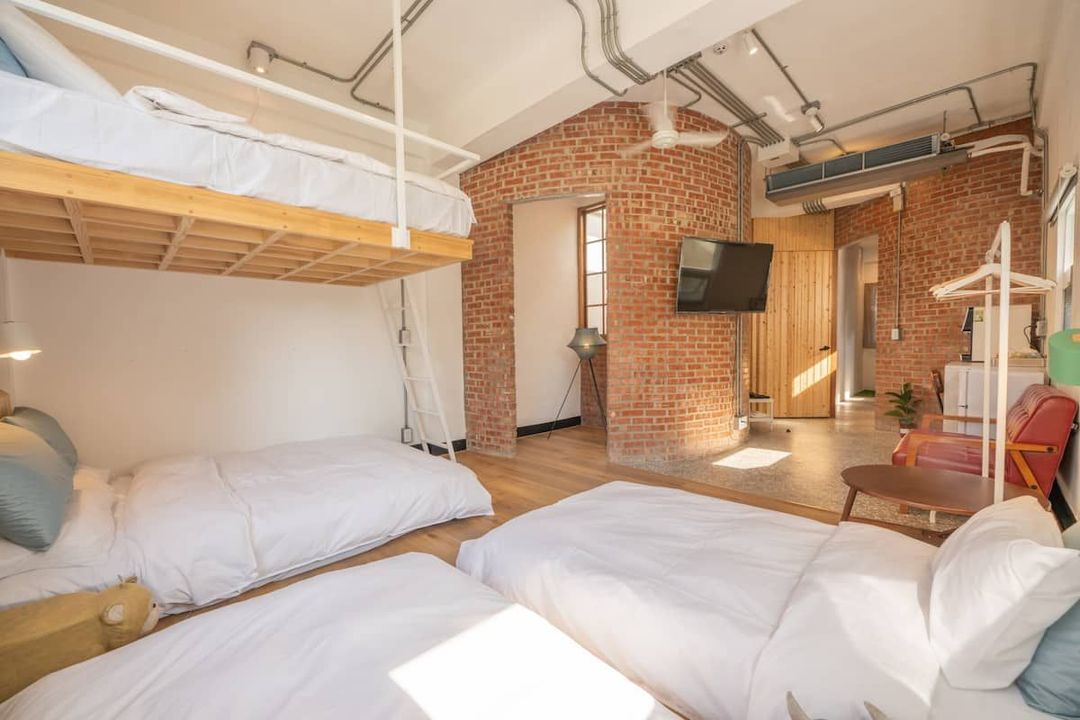 回埕 Return Trip Inn | 12人高雄包栋｜驳二艺术