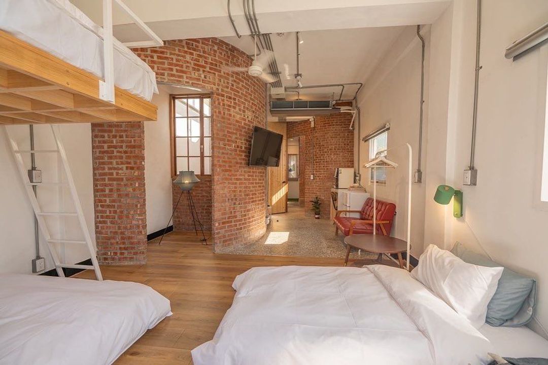 回埕 Return Trip Inn | 12人高雄包栋｜驳二艺术