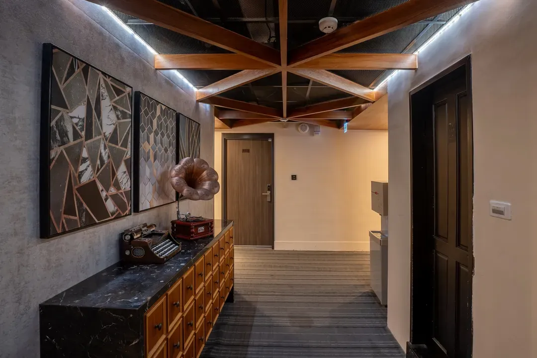 Dream Mansion Hotel
