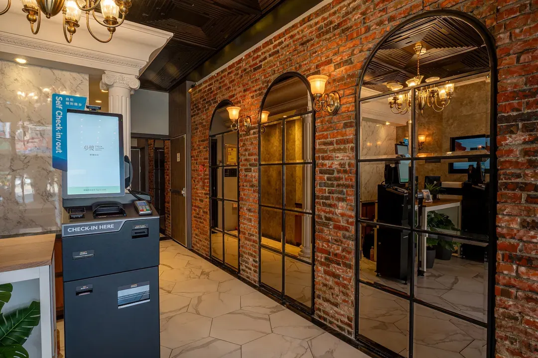 Dream Mansion Hotel