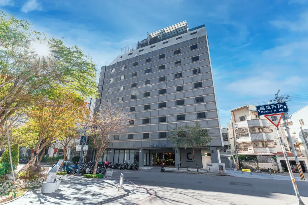 CHECK inn Taichung LiMing-1