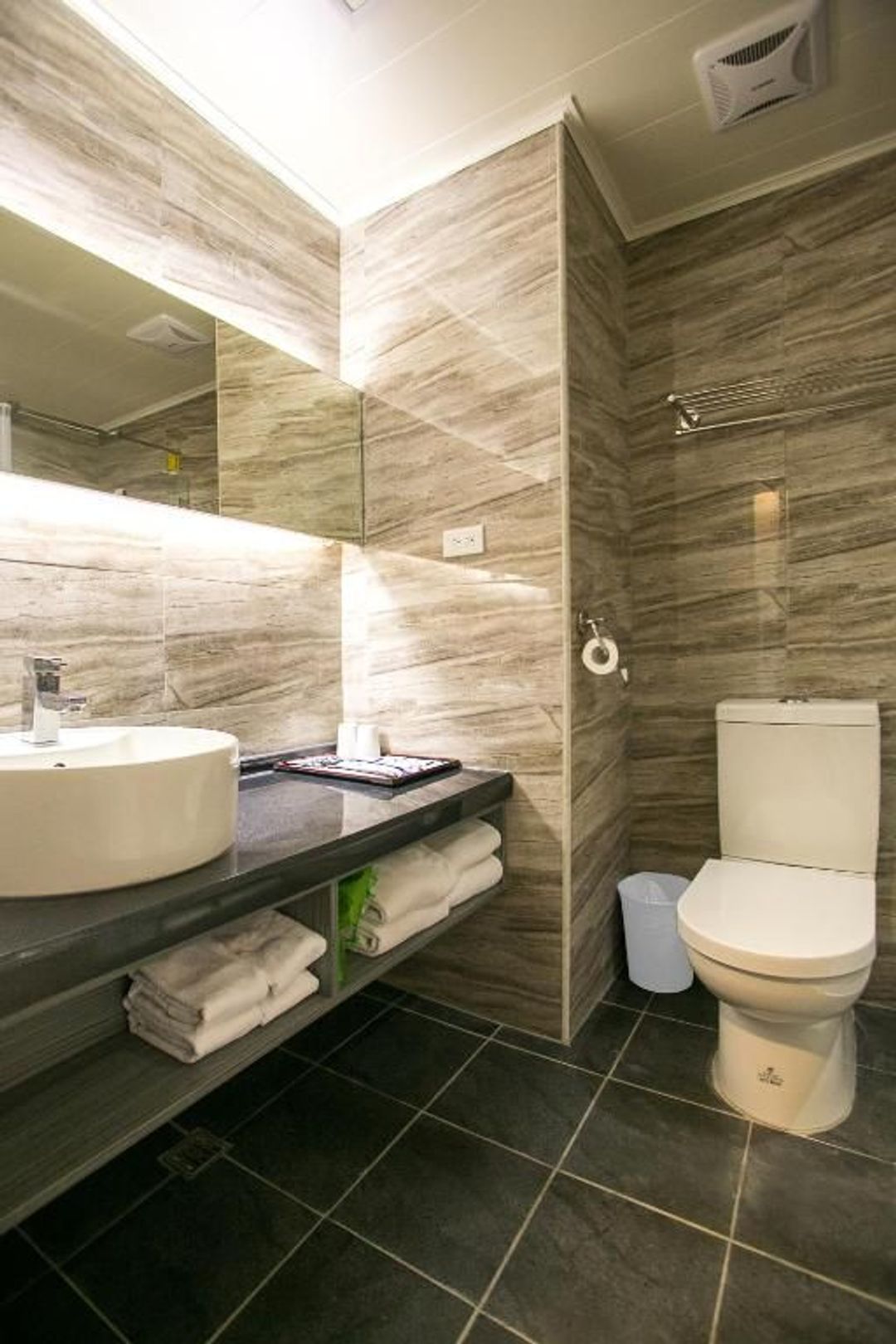 Huang Shin Business Hotel-Shang An