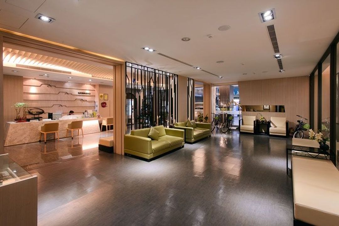 奇異果快捷旅店-高雄車站店 | 含早雙人超值專案熱賣中｜