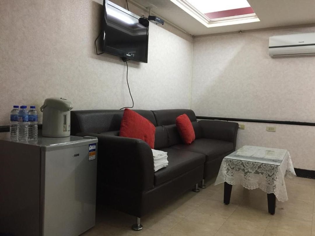 King Lo Tung Hotel-12