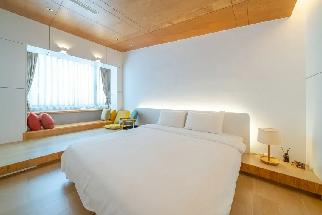 June June House｜Tainan Private Guesthouse with Elevator｜2–14 Guests Whole House or Room Rental