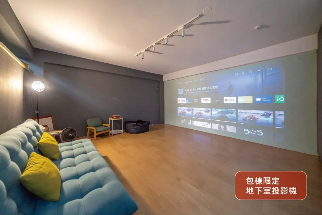 June June House｜Tainan Private Guesthouse with Elevator｜2–14 Guests Whole House or Room Rental