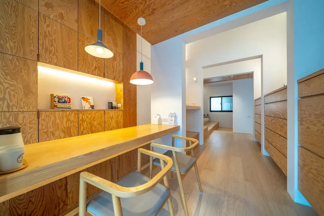 June June House｜Tainan Private Guesthouse with Elevator｜2–14 Guests Whole House or Room Rental