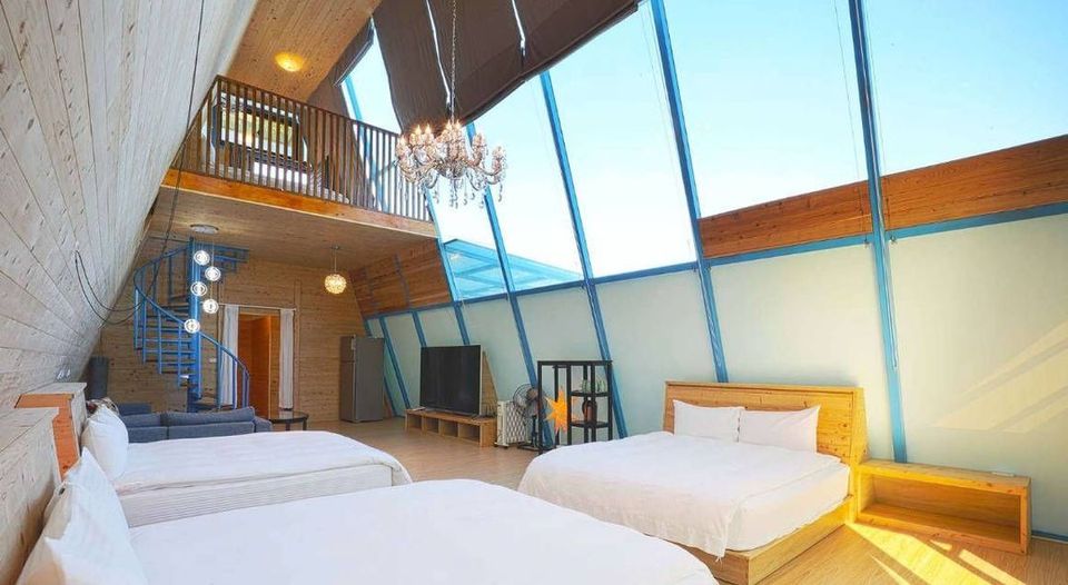 南投露營 深山林內生態農場 玻璃屋總統套房八人房