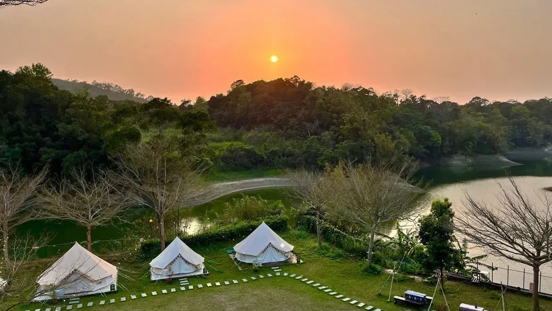 荒野半島｜獨家7折起！無敵湖景豪華露營、一泊二食贈體驗、附冷氣-6