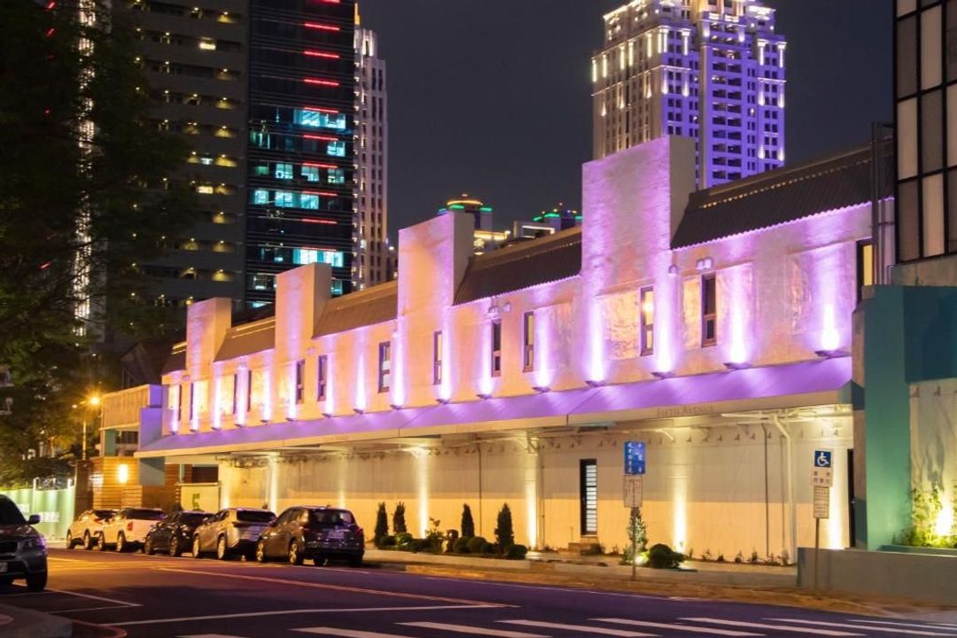 第五大道汽车旅馆(皆车库房