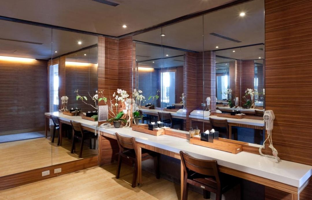雀客藏居台北阳明山温泉饭店｜泳池、儿童戏水池