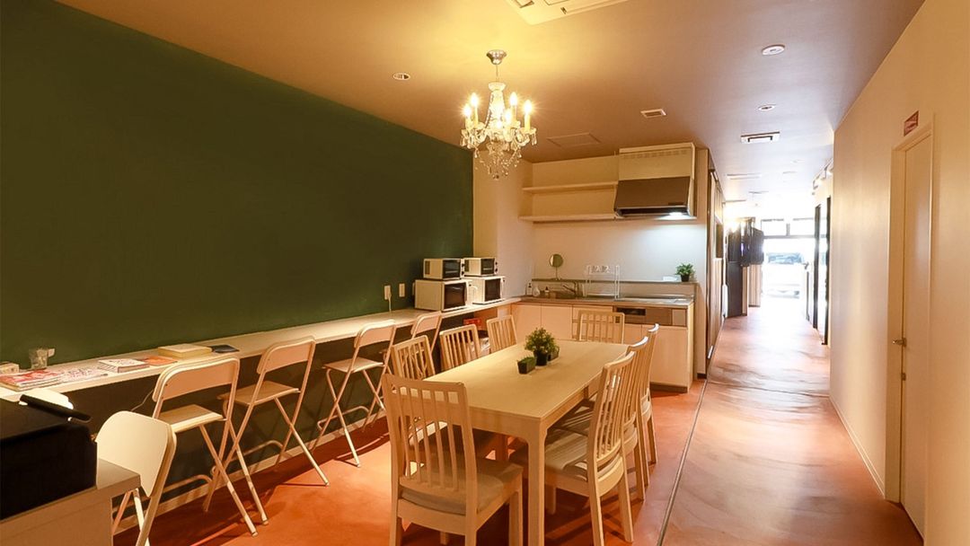 IWATOYAMA HOTEL (Iwatoyama Hostel)