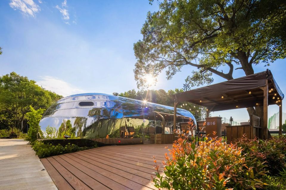 天成逸旅-朋趣豪華露營｜全新露營車、全包式度假體驗-1