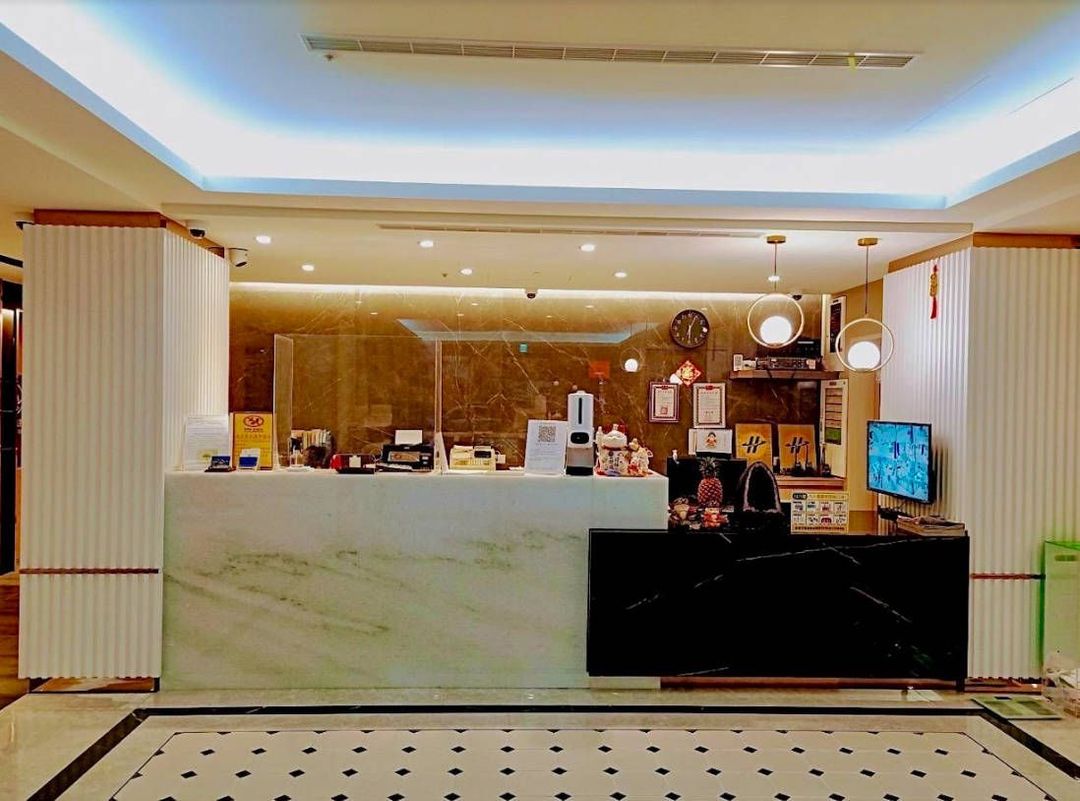 賓士旅館-1