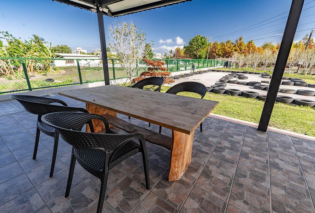 忆桶金民宿 l 10-24人花莲包栋 | 麻将、KTV欢唱、儿童赛车道