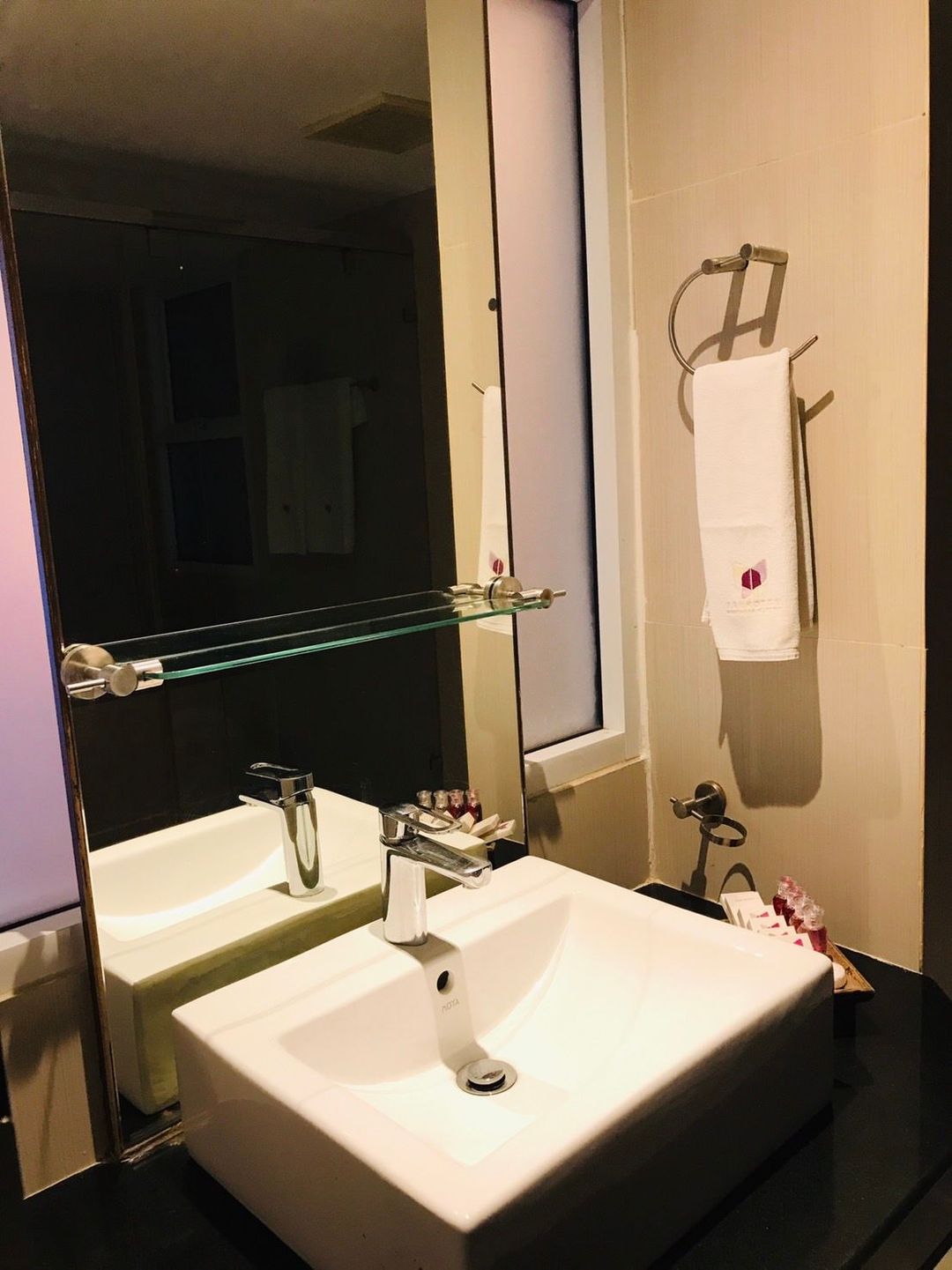 曼谷帕拉迪索精品店套房酒店 (Paradiso Boutique Suites Hotel)