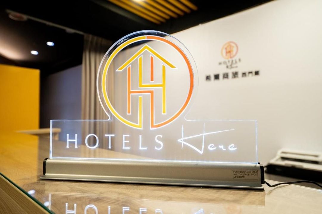 Hotelshere, Ximen