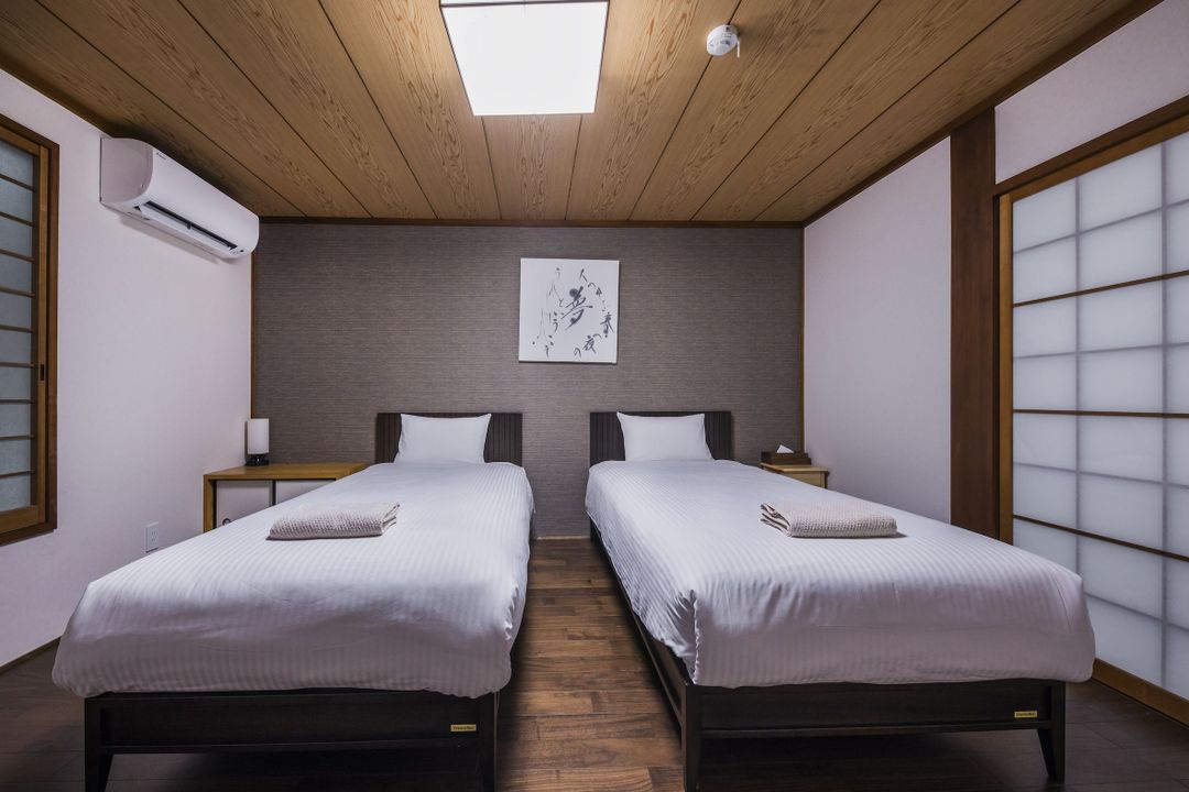 Shiki Homes | NENE 音々