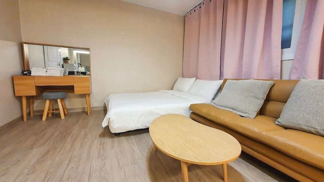 Helloworld Guesthouse-11
