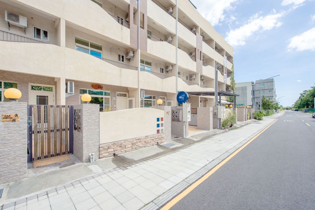 台東嶼光智能入住旅宿｜彩虹石榴＆囍福圓閤