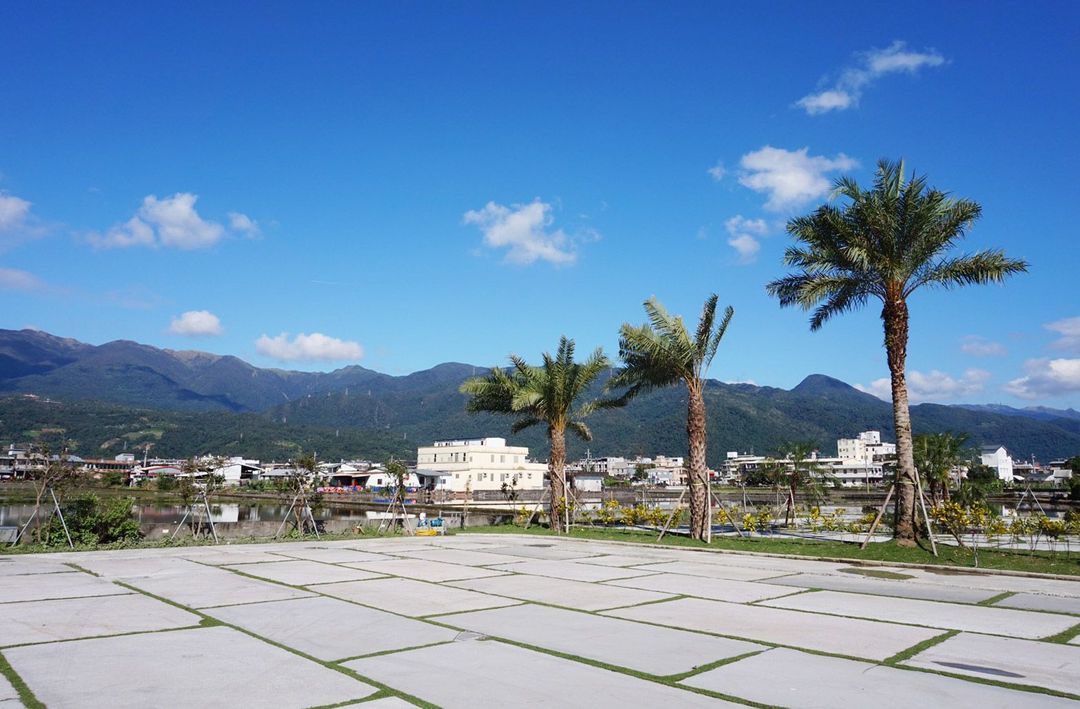 品禾悅和度假會館｜礁溪15-20人包棟＆泳池、溜滑梯、烤肉