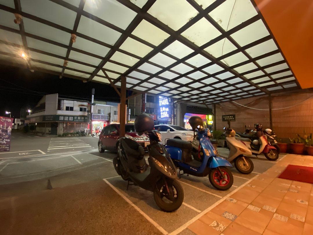 花鄉商旅 (花鄉旅館連鎖-左營店)